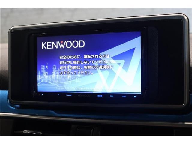メモリーナビです！メモリーナビは機能も見た目も良いですよ！