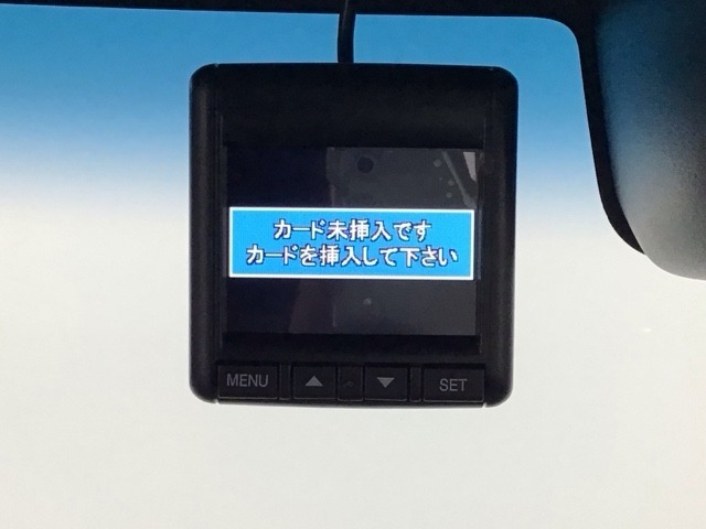 【ドライブレコーダー】もしもの衝突の時、あなたの走行状態をしっかりと記録するドライブレコーダーも付いているので、万が一の時にも安心です。