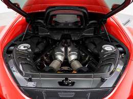 3.0L,V6ターボエンジン663PS+167PSのモーター。830PSのPHEV