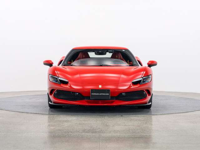 ボディカラーはRossoCorsa