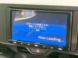 【ナビゲーション】目的地までしっかり案内してくれる使いやすいナビ。Bluetooth接続すればお持ちのスマホやMP3プレイヤーの音楽を再生可能！毎日の運転がさらに楽しくなります！！
