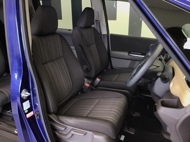 車内は徹底的にクリーニングされているので、快適にお乗りいただけます。