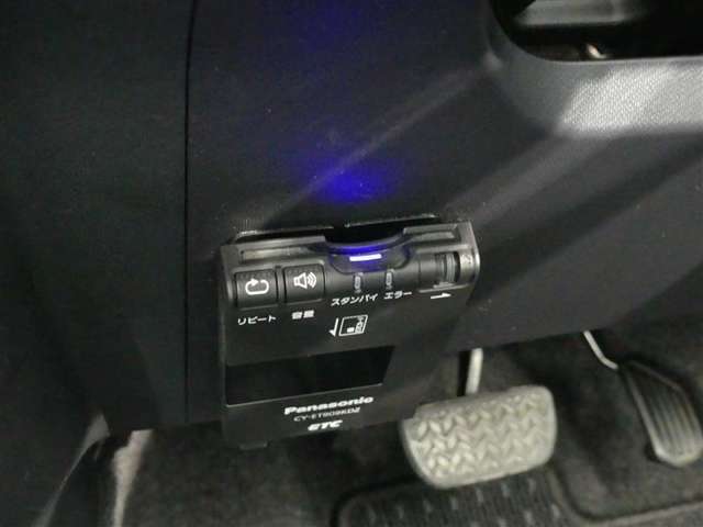 ETC車載器付きです。高速道路の料金所もスムーズに通過できます。