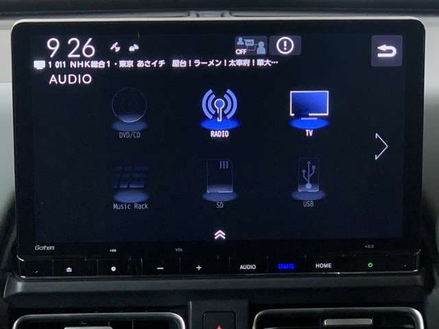 音楽ソースは、CD/DVD/SD/USB/サウンドコンテナ/TV/Bluetoothに対応しております、CDの自動録音機能やスマホ連携で快適ドライブが可能です