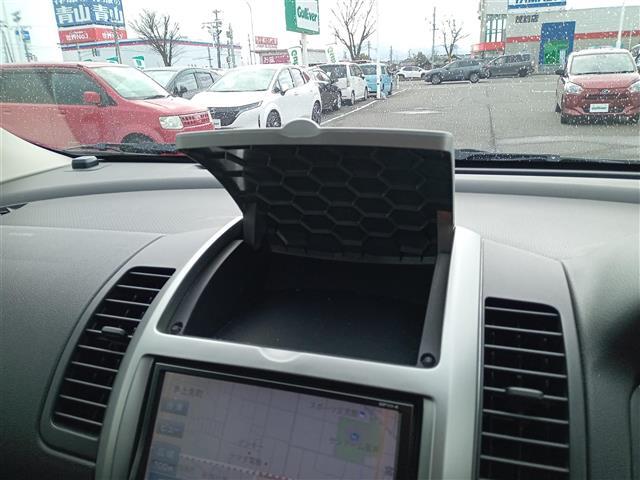 2列車は装備写真、3列車は1列目写真