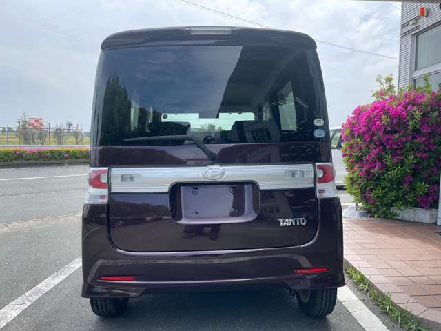 ネットでは伝えきれない車の良さが多々ありますので是非ご来店下さいませ。当店は浜松自衛隊基地北側沿いにお店をかまえております。お近くのお客様は是非ご来店お待ちしています。他県販売も大歓迎♪♪