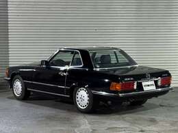 リヤ周り周辺も綺麗な状態で、目立ったキズやヘコミなどもありません。これからも綺麗な状態で大切に乗って頂けるオーナーのもとで活躍して欲しいですね。