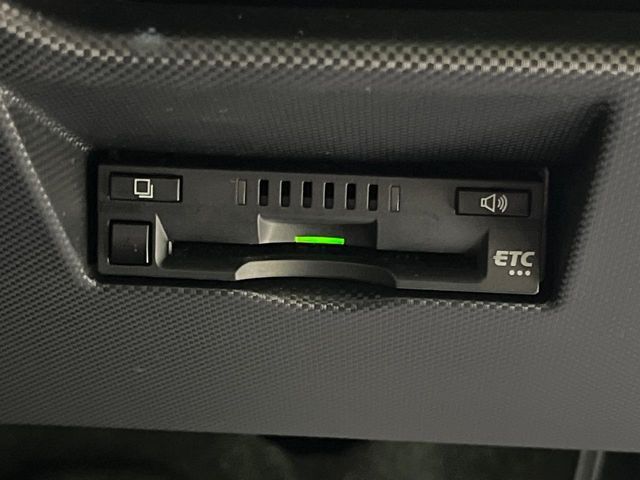 【ETC】高速道路の料金所をストレスなく通過！話題のスポットやサービスエリアに多い「スマートIC」利用時は必須のアイテムです。当店でセットアップを実施、ご納車当日からすぐにご利用いただけます！