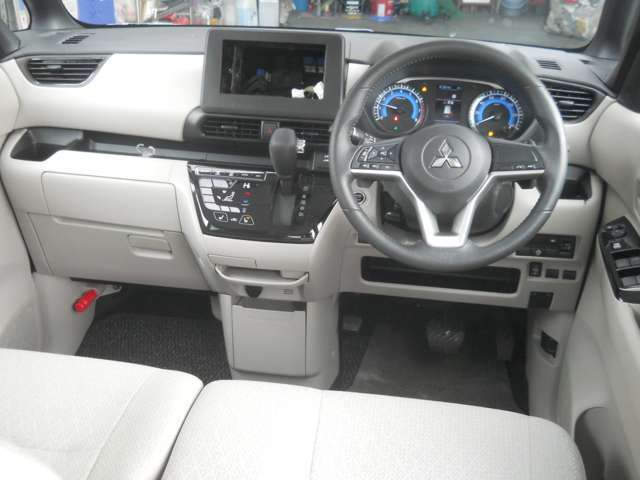 社外のオプション、HDDナビやETC、エアロや18インチAWなどのオプションもご用意致します！あなたのカーライフを全力でお手伝いさせて頂きます！お気軽にご相談ください☆