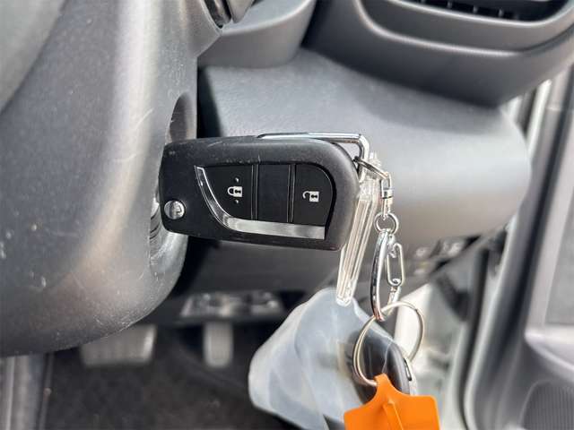 シンプルで複雑な操作が不要なエアコン♪