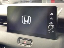 【9インチ　ホンダコネクトディスプレイ】視認性の高い大画面ディスプレイでナビの使用や、お持ちのスマートフォンと連携したbluetoothでの音楽再生が可能です♪