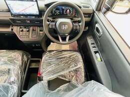 WOW！TOWN大宮ではお車のご購入だけでなく、車検やメンテナンスの相談はもちろん板金や任意保険までアフターサービスも行なっています。お気軽にご相談ください！！