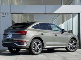 しっかり面が出ていることにより、どの角度から見ても破綻することのないデザインを実現しています。