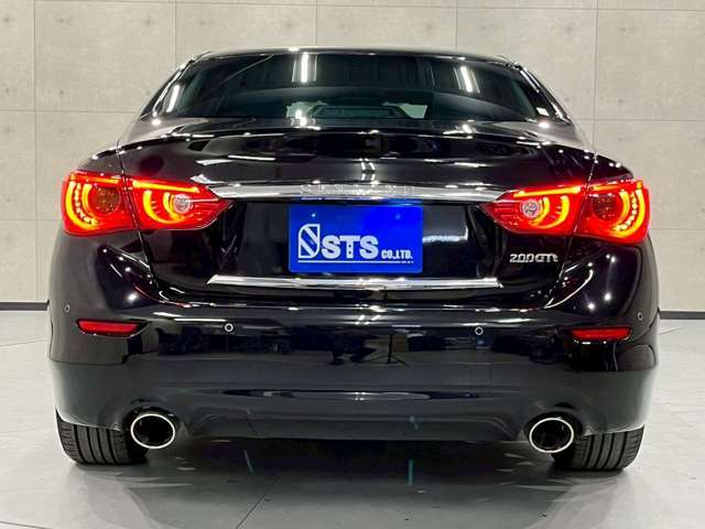 充実装備の1台入荷致しました♪ぜひ実車を見に来てください♪