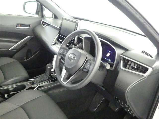 見通しのよいすっきりとした視界で、誰でも運転しやすいです。運転のしやすさは疲れにくさにも繋がりますよ♪