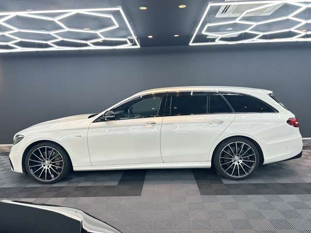 上質でお買い求めやすい輸入中古車をご案内しております。お客様のお好みに合った弊社在庫よりお選びくださいませ。