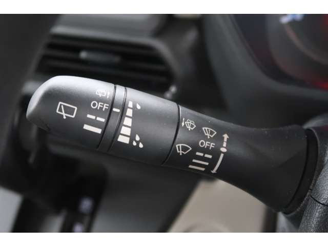 間欠オートワイパー　リヤワイパ―