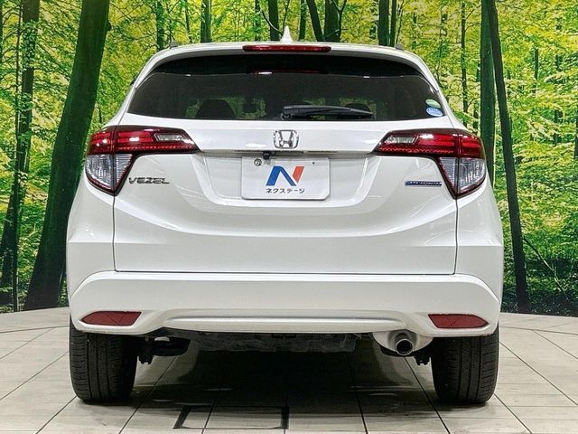 安心の最長10年・走行無制限保証（有償）をご用意。保証内容も充実はもちろん、無料点検＆オイル交換や、年中無休の全国・24時間ロードサービスも付帯されておりますのでご安心下さい。