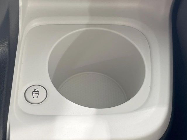 【ホットカップホルダー】ホットドリンクをちょうど良い温度でキープしてくれる保温機能付きカップホルダー