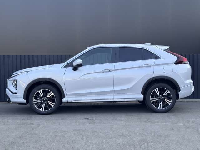 左側の画像です。ご遠方の方も安心してお近くの三菱ディーラーにて保証をお受けになることが出来ます。