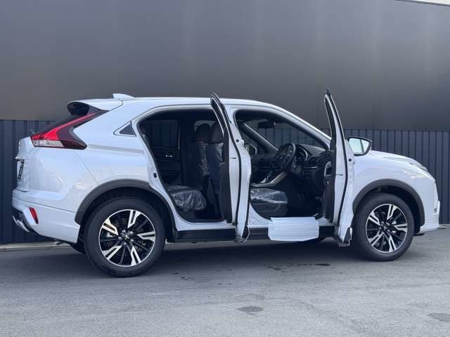 先ほどの画像をもう少し後ろから撮影してみました。