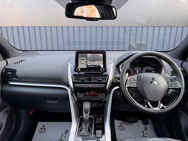 インパネ全体の画像です。視界もよく運転はしやすいです。