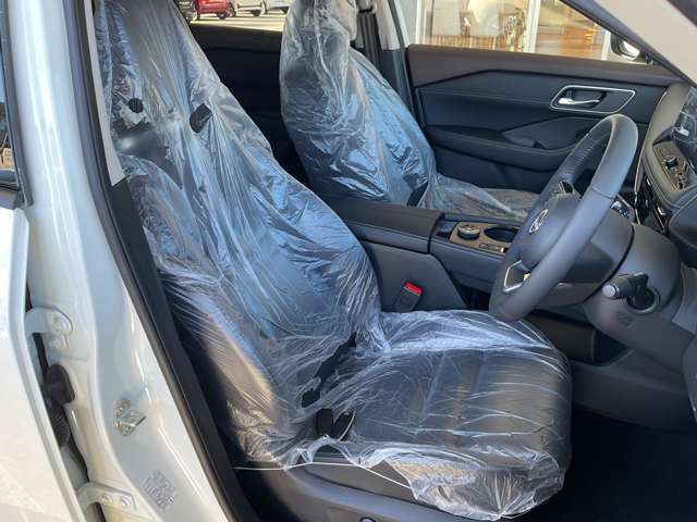 快適に運転できるドライブポジション！シートリフターもあるので無理のない運転姿勢がとれます。