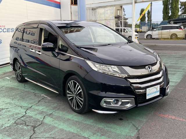 自社整備工場、鈑金塗装工場を完備しておりますので納車後も安心です