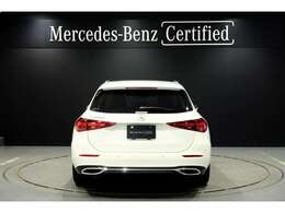 メルセデスの認定中古車『サーティファイドカー』は、日本全国に張り巡らされたメルセデス・ベンツ正規サービスネットワークのサポートを受けることができます。