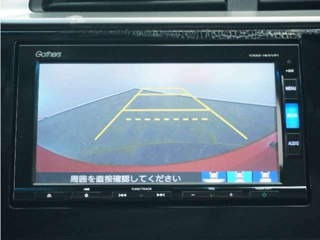 ◆バックカメラ◆リバースにするだけで映ります、後方の安全確認や、狭い駐車場での車庫入れ、雨の日や夜間など視界の悪い時に便利です！安全にバックする為には欠かせない装備です。