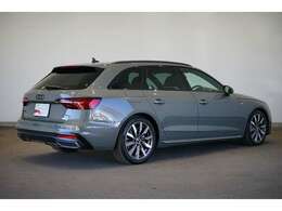 Audi A4 Avant 40 TDI quattro S line/:マトリクスLEDヘッドライト/アルミホイール 10スポークダイナミックデザイン コントラストグレー 8Jx18 /Audi rings ＆ ブラックスタイリング