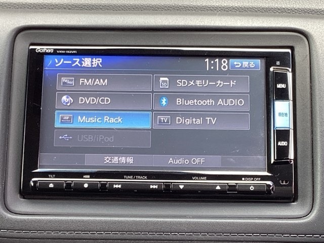 AVメニューはご覧の通り、様々なコンテンツに対応、ドライブを楽しく演出できます。詳しくはスタッフへお尋ねください