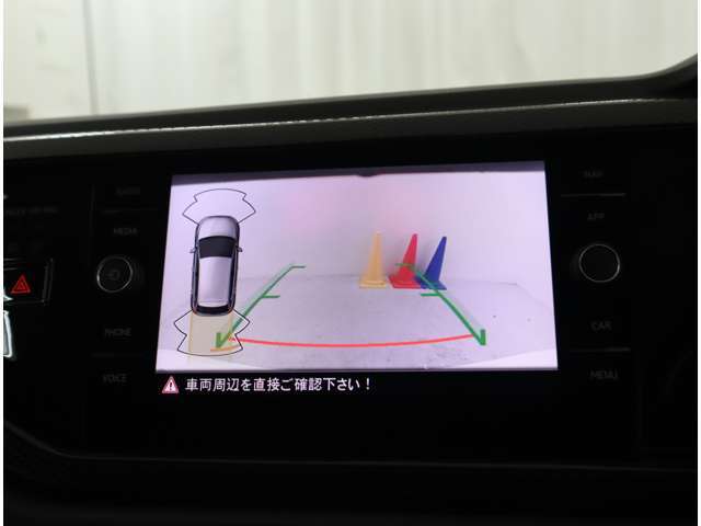 バックカメラ搭載していますので駐車もあんしんです。