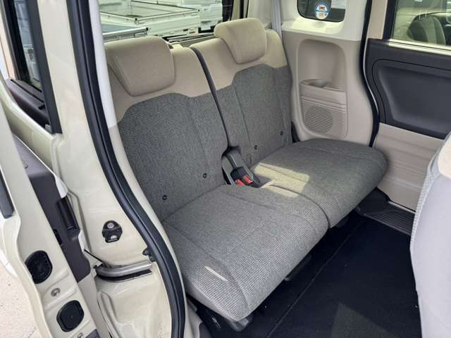グループ総在庫数約300台以上！！また「メンテナンスサポート」「U-CAR安心サポート」等の購入後のサービスも充実！たくさんのお問い合わせ・ご来店心よりお待ちしております！