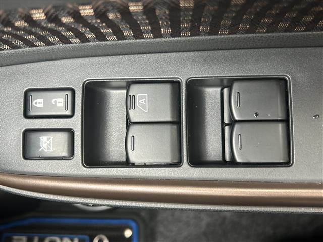 店舗にて現車の確認もいただけますので、お電話で在庫のご確認の上是非ご来店くださいませ！！！