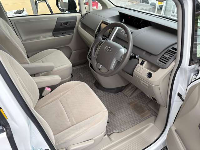 ♪当店は他府県登録＆納車の実績も多数御座います♪格安でご納車させて頂きます♪全国各地からのお問い合わせをドシドシお待ちしております。保証に関しましても全国各地でご対応が可能です♪