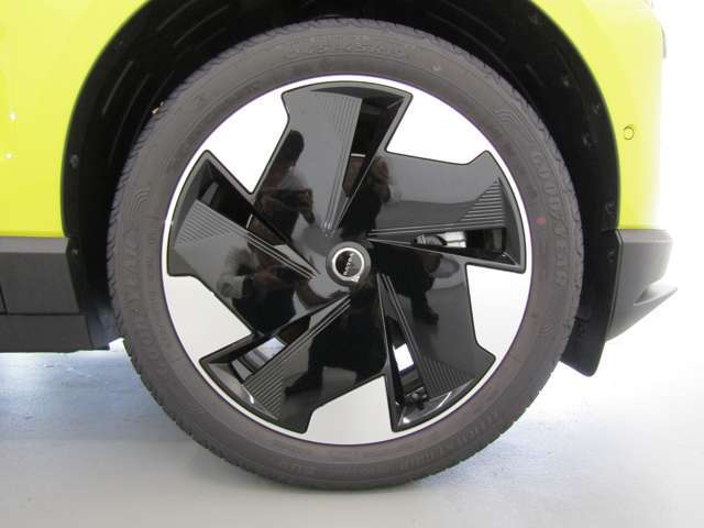 20インチ 5スポーク エアロ (ダイヤモンドカット/ブラック)