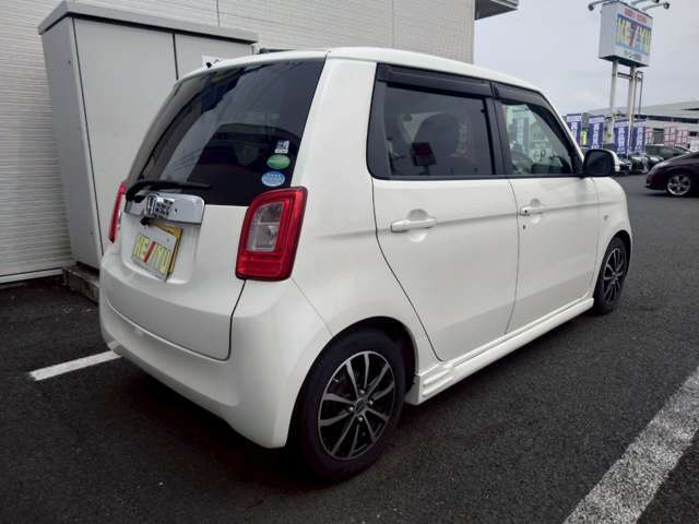 当社の展示車は全車両に車両状態説明書を掲示しております。修復歴の有無は勿論、ドア等の外板の交換歴の有無までも表示☆口頭説明では無く書面にてお渡ししております☆