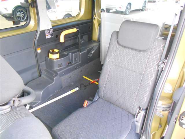 オートローンを取り扱っていますので、お支払い方法はお気軽にご相談ください！事前審査も簡単に行なえますし、お客さまに合ったお支払プランをご提案差し上げることも可能です！