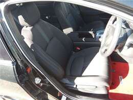 ご覧いただきありがとうございます！当店は、新車、中古車販売、車検整備、修理、板金、コーティング、自動車保険等扱っております。車に関する事は、すべてお任せくださいませ！