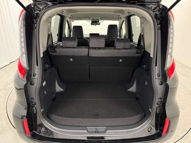 整備工場も併設しておりますので、車の森なかもず点でも整備受付が可能です★