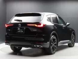 ☆試乗車　禁煙車　ジェットブラックマイカのCX-60☆