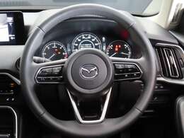 ☆ステアリングは上下と前後に調整できます。ベストな位置で運転をお楽しみください☆