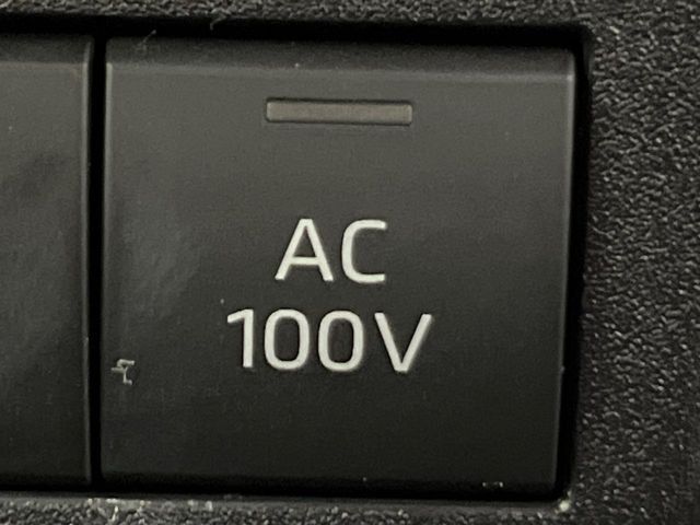 【1500Wアクセサリーコンセント】消費電力1500Wまでの家電が使えます。キャンプやスポーツ・アウトドアでのアクティビティはもちろん、災害・停電の際に大活躍♪