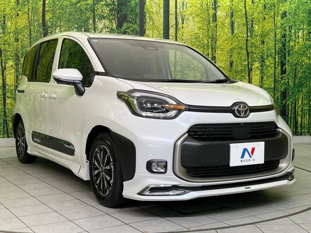 大好評のボディコーティング「弾スプラッシュコート」もご納車までに施工可能。通常のガラスコートと異なる、耐久年数6年の無機質ガラスコーティングが、ボディをキレイな状態に保ってくれます。