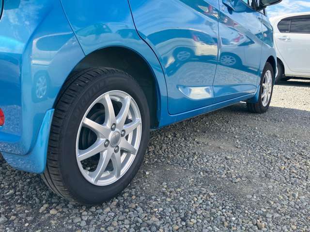 自社整備工場や鈑金工場と強いコネクションがありますので、納車後の整備や傷、へこみなどにも、ご予算をお聞きしながら安価で対応可能です！