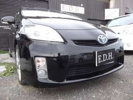 弊社では入庫時に一通りの点検とともに、ブレーキ回りの分解及び作動確認、エンジンオイルの交換を行っております。