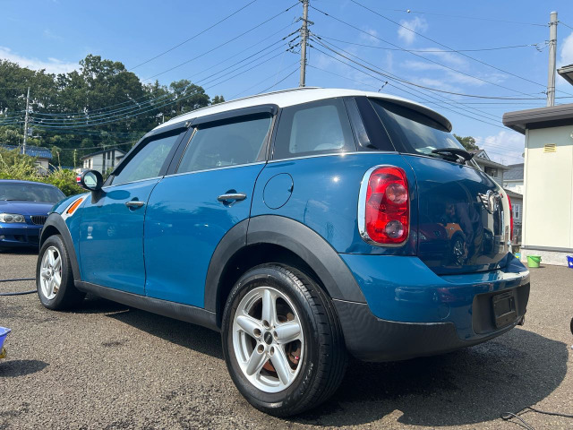 弊社在庫20台～50台の車両ございますので広告に掲載していない車両も多数ございますので、弊社HPのhttp://www.nanoauto.jpをご覧下さい。弊社在庫にない車両でも軽自動車～輸入車までご要望の車両探して販売可能です