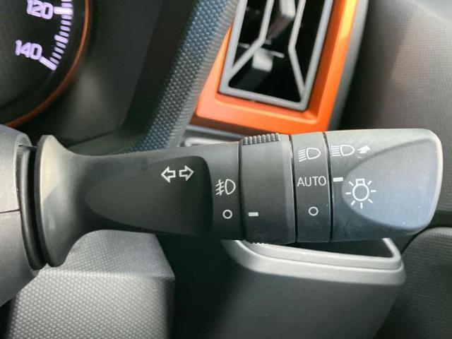 国産車から輸入車まで多様なお客様のニーズのお応えできるように、全国規模で豊富な在庫展開！車のことならWECARSへ！