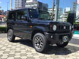 フロントドアガラスは紫外線（UV）を約99％カット。さらに赤外線（IR）もカットします。